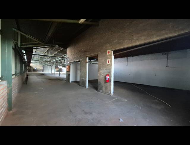 1,149M² FACTORY TO LET IN ANDERBOLT